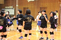 明るく声の出せるチームを目指しています。