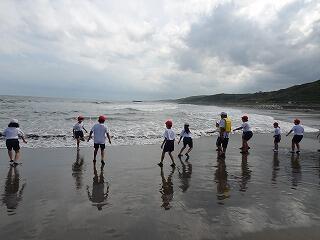 １日目の午後は砂浜活動♪