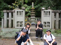 １班・源頼朝の墓