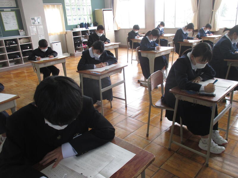 実力テストを受けている様子①