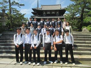 法隆寺での記念写真