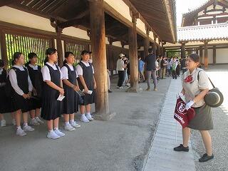 ガイドさんの説明