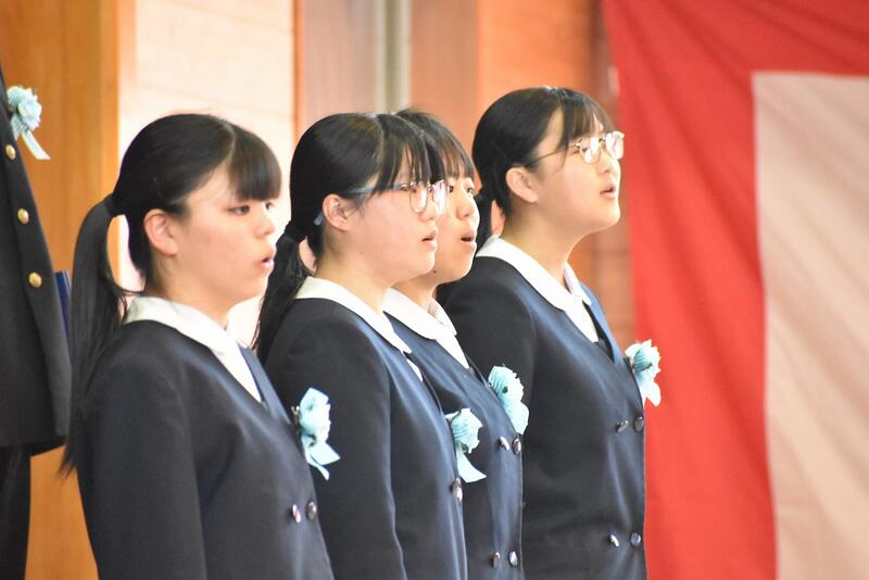 卒業生合唱：群青②