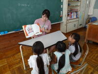 １年生　国語「お話　読んで」