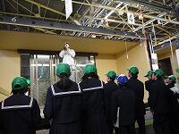 職場見学の様子２